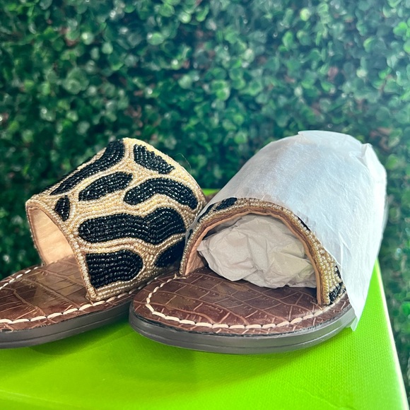 🌟New Sam Edelman Girls Gunner Slide Sandal 🌟 - Picture 3 of 6